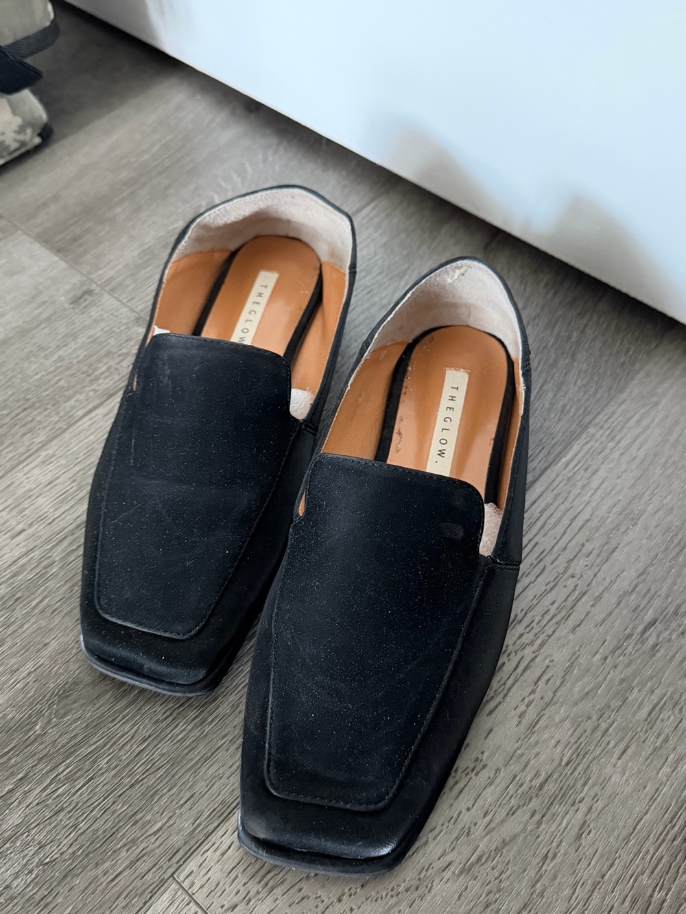 Women Korean brand The Clow Black Suede Slip-On Loafers US 5.5